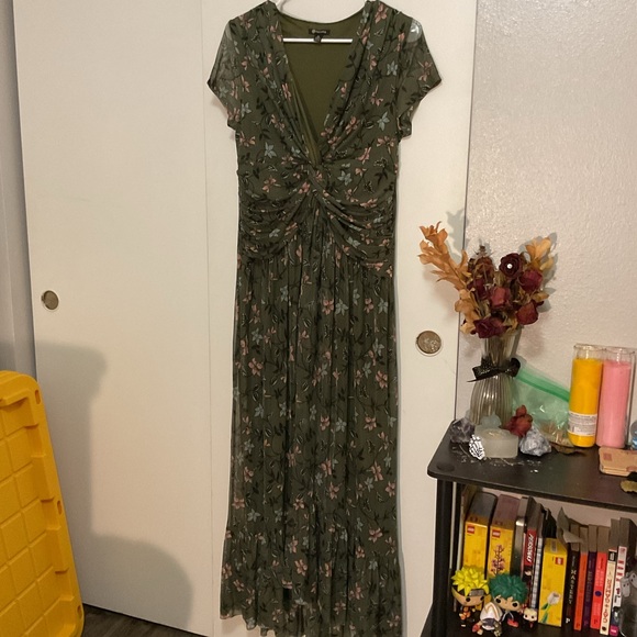 Versona Olive Floral Maxi Dress - Picture 1 of 4
